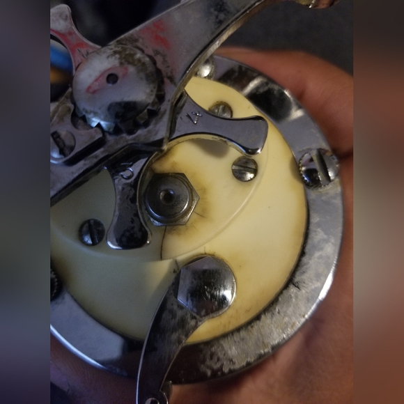 Vintage Garcia Mitchell 600A Trolling Fishing Reel Made in France - Picture 2 of 16